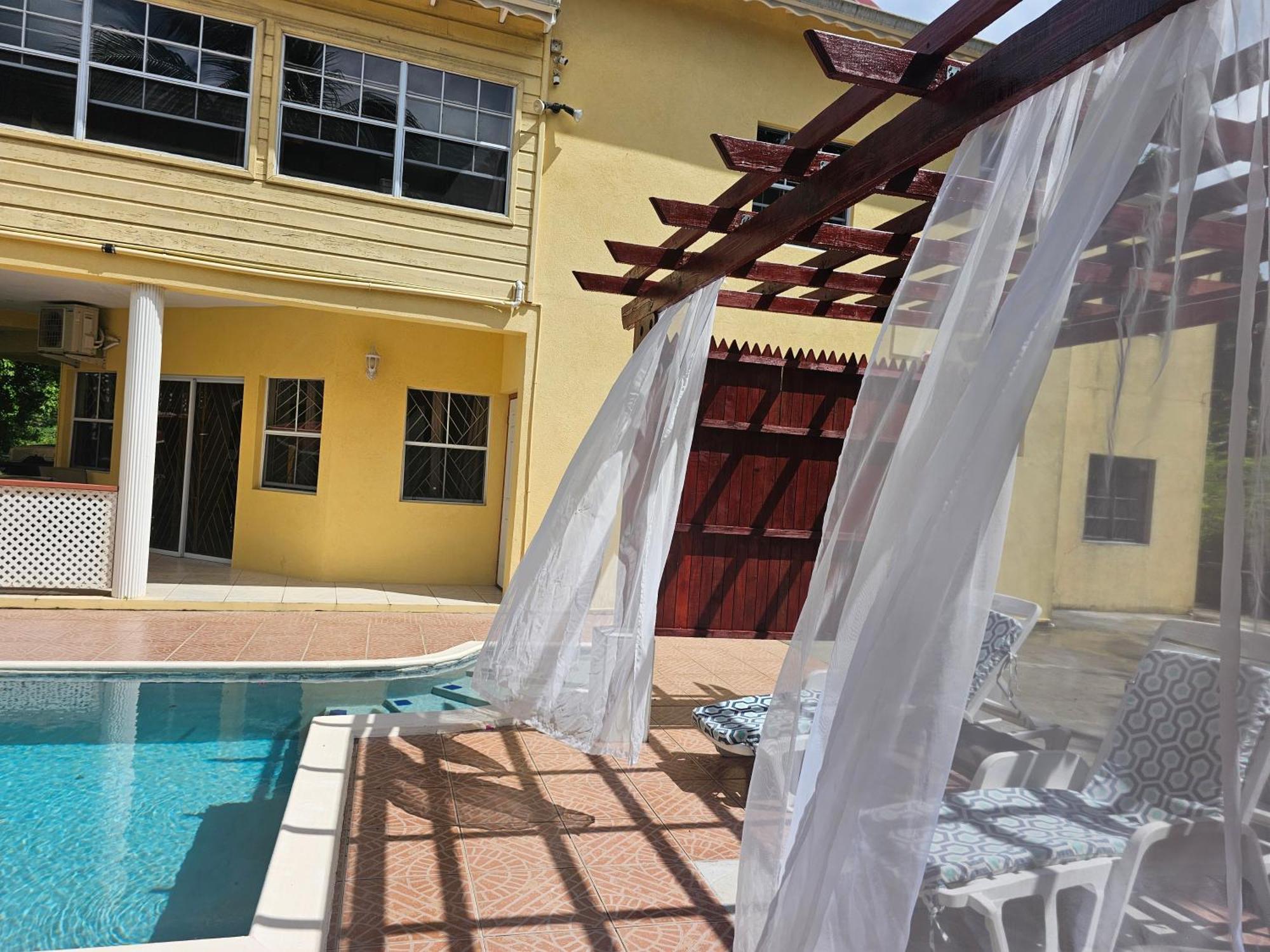 Royal Escape - 2 Apartment Anse La Raye ภายนอก รูปภาพ